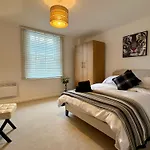 Stylish Central Apartment